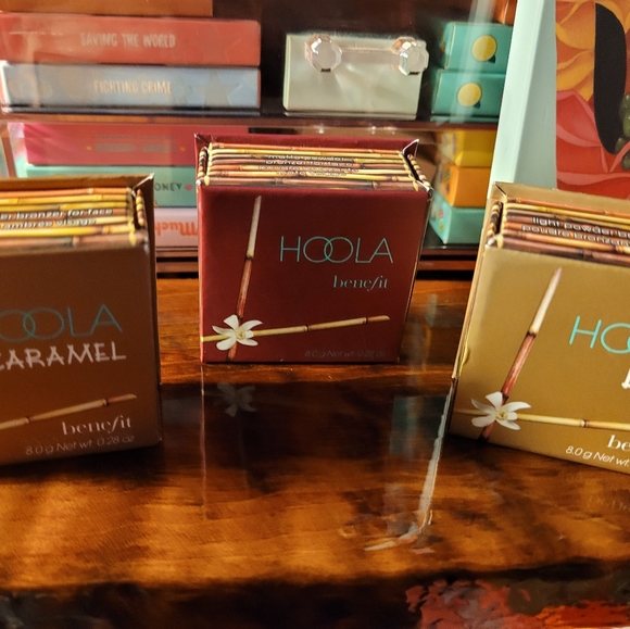 Benefit HOOLA Matte Bronzer (host pick) - Picture 5 of 5